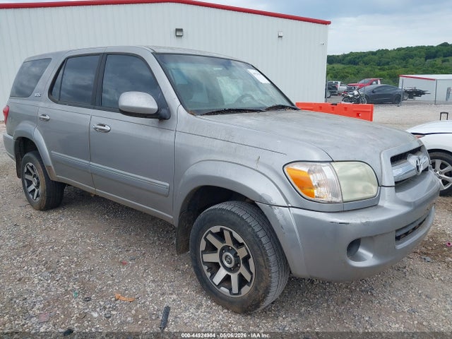 Salvage Toyota Sequoia Image