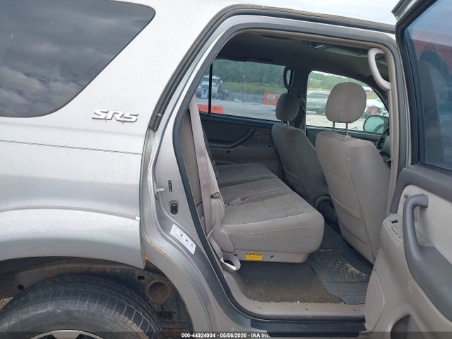 Toyota Sequoia Sr5 V8
