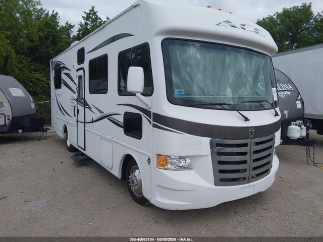 Salvage Ford F53 Image