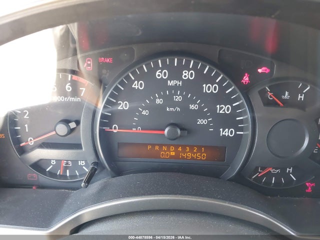 Nissan Titan Se