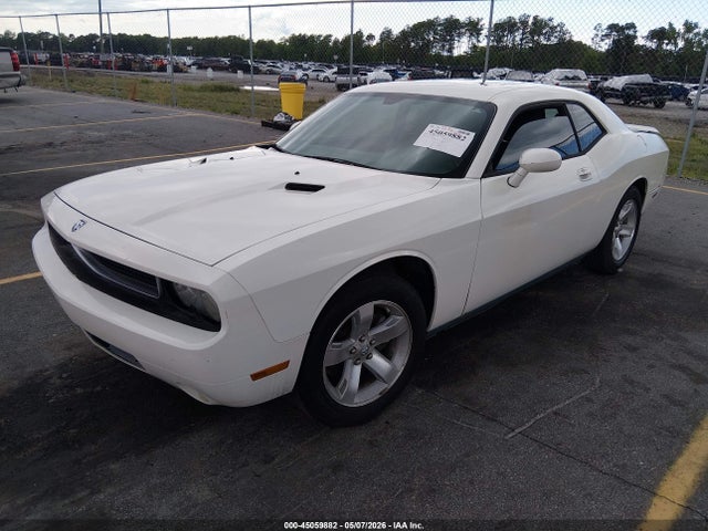 Dodge Challenger Se