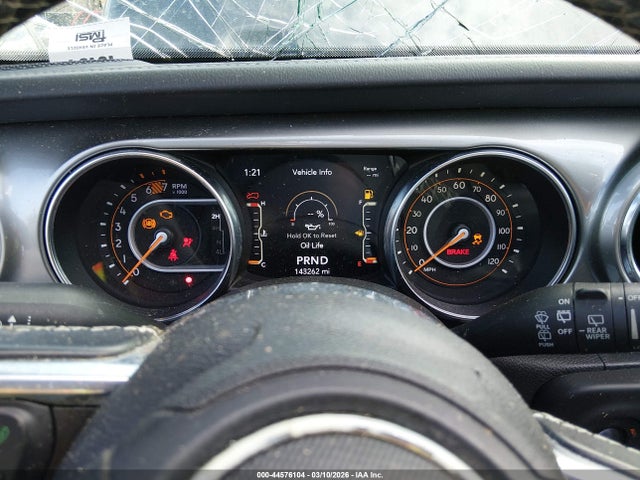 Jeep Wrangler Sahara 4x4