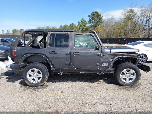 Jeep Wrangler Sahara 4x4