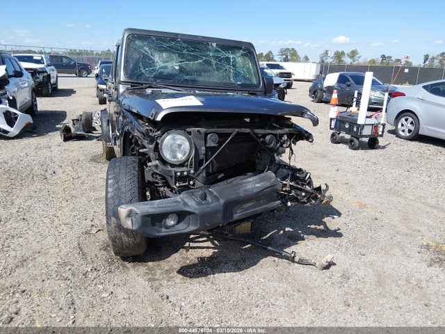 Jeep Wrangler Sahara 4x4