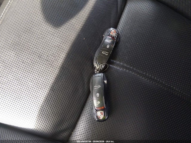 Porsche Cayenne Hybrid S