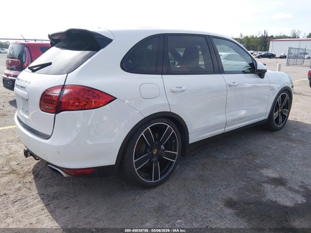 Porsche Cayenne Hybrid S