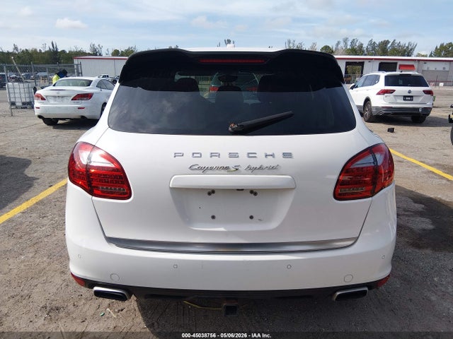 Porsche Cayenne Hybrid S