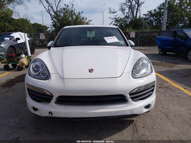 Porsche Cayenne Hybrid S