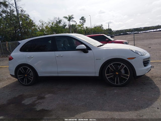 Porsche Cayenne Hybrid S