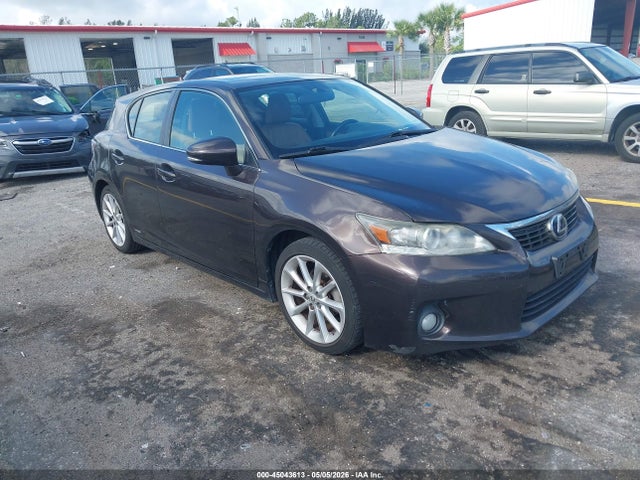 Salvage Lexus Ct Image