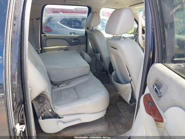 Chevrolet Suburban 1500 Lt