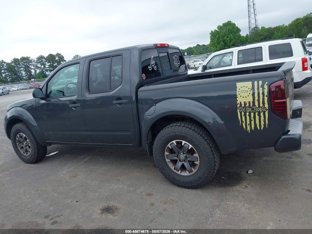 Nissan Frontier Desert Runner
