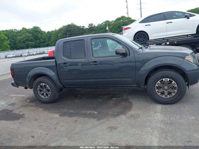 Nissan Frontier Desert Runner