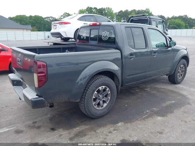 Nissan Frontier Desert Runner
