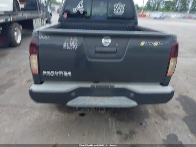 Nissan Frontier Desert Runner