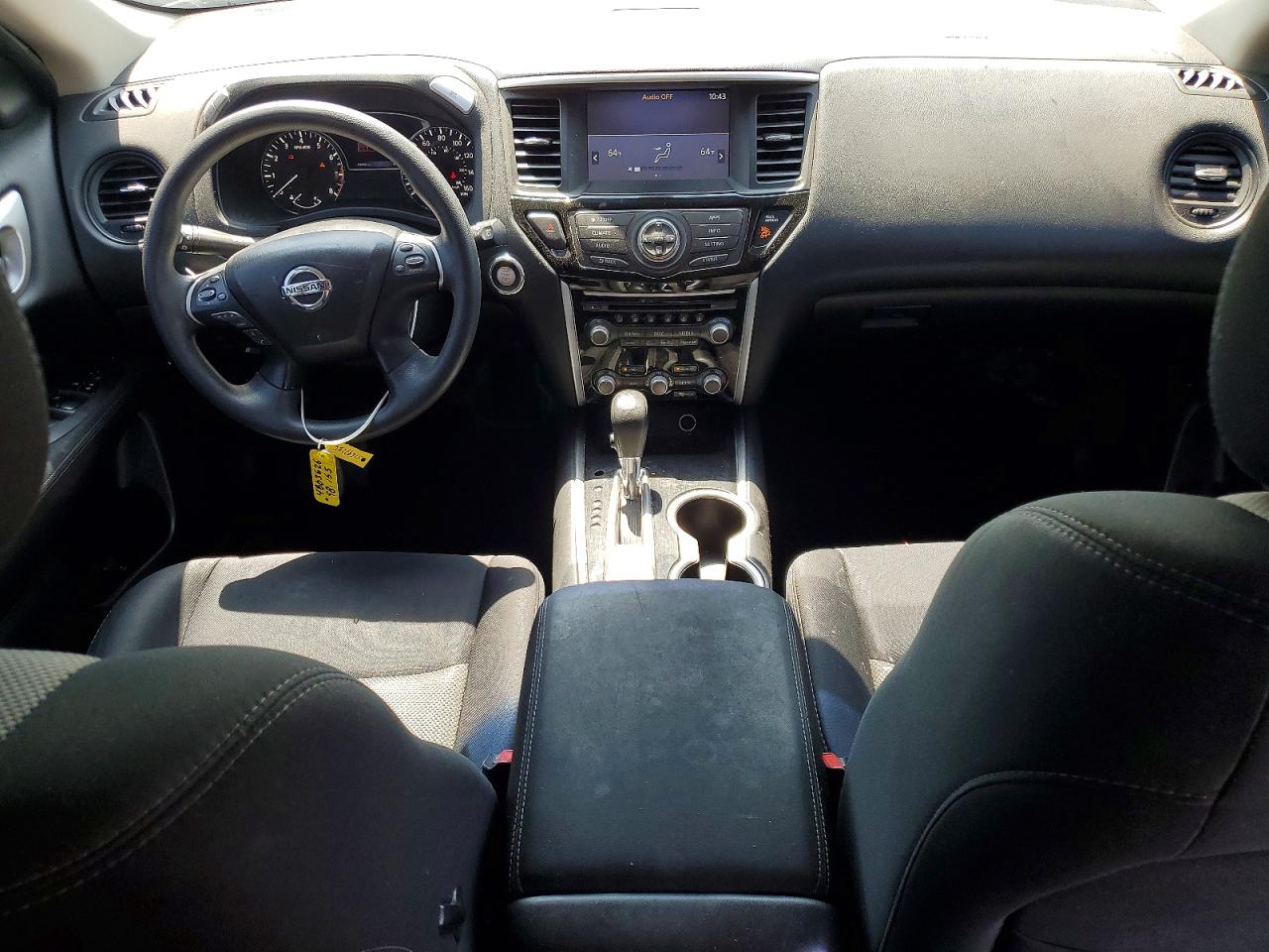 Nissan Pathfinder S