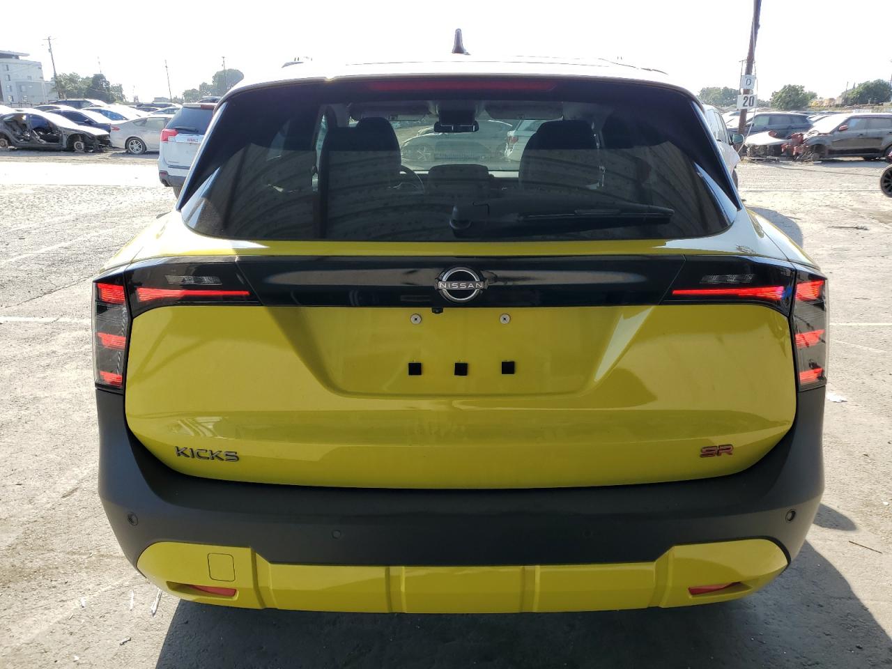Nissan Kicks Sr