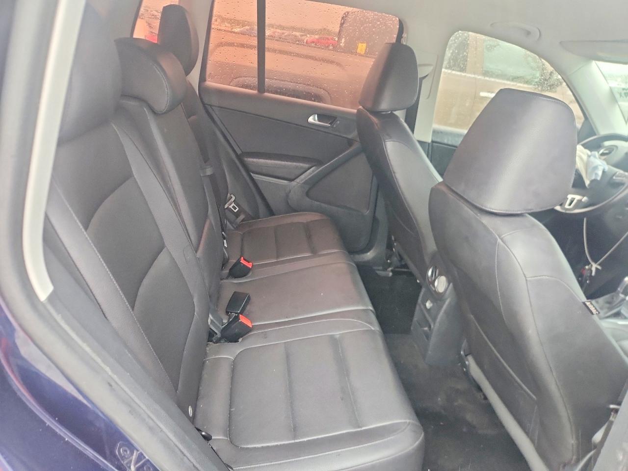 Volkswagen Tiguan S