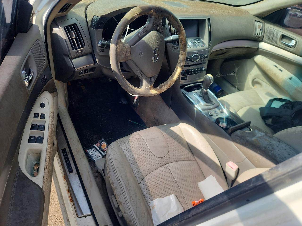 INFINITI G37 X