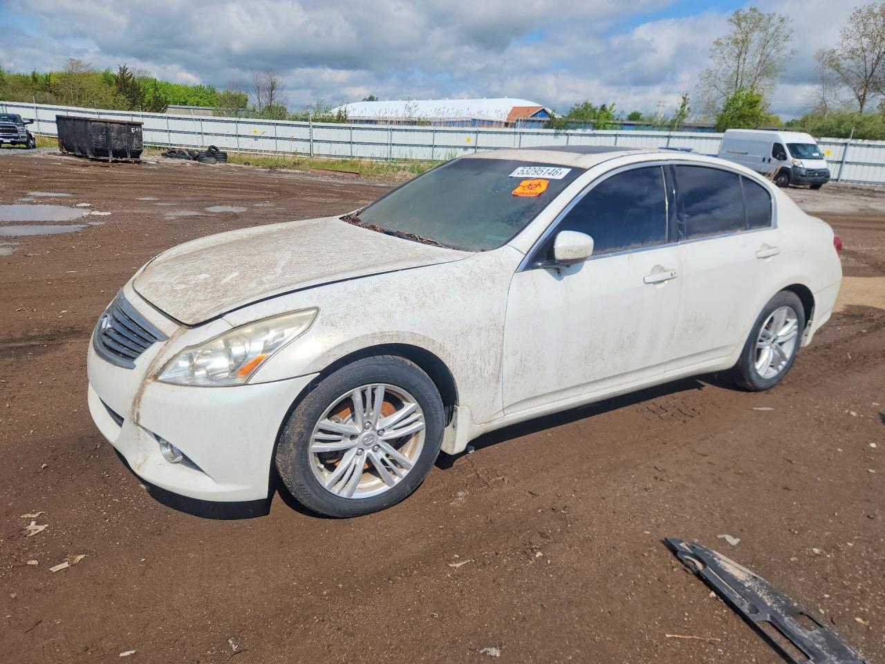 Salvage INFINITI G37 Image