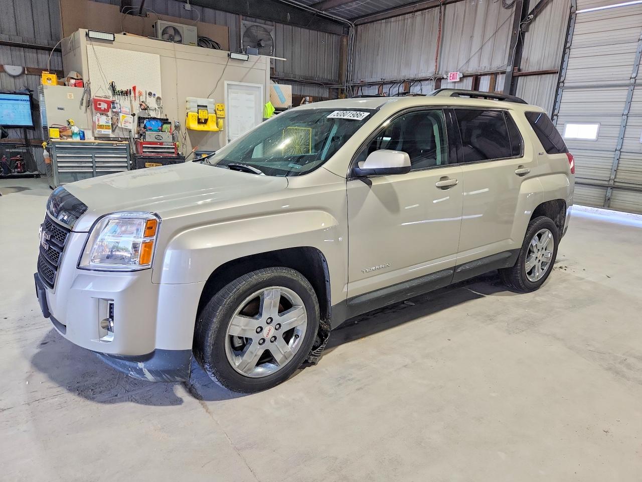 Salvage GMC Terrain Image