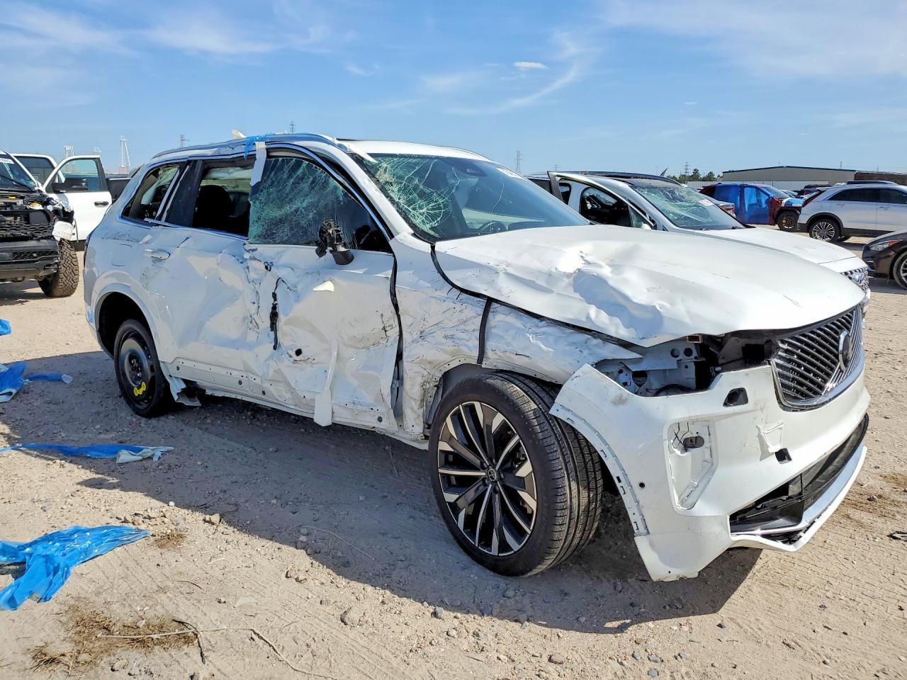 Volvo XC90 Plus