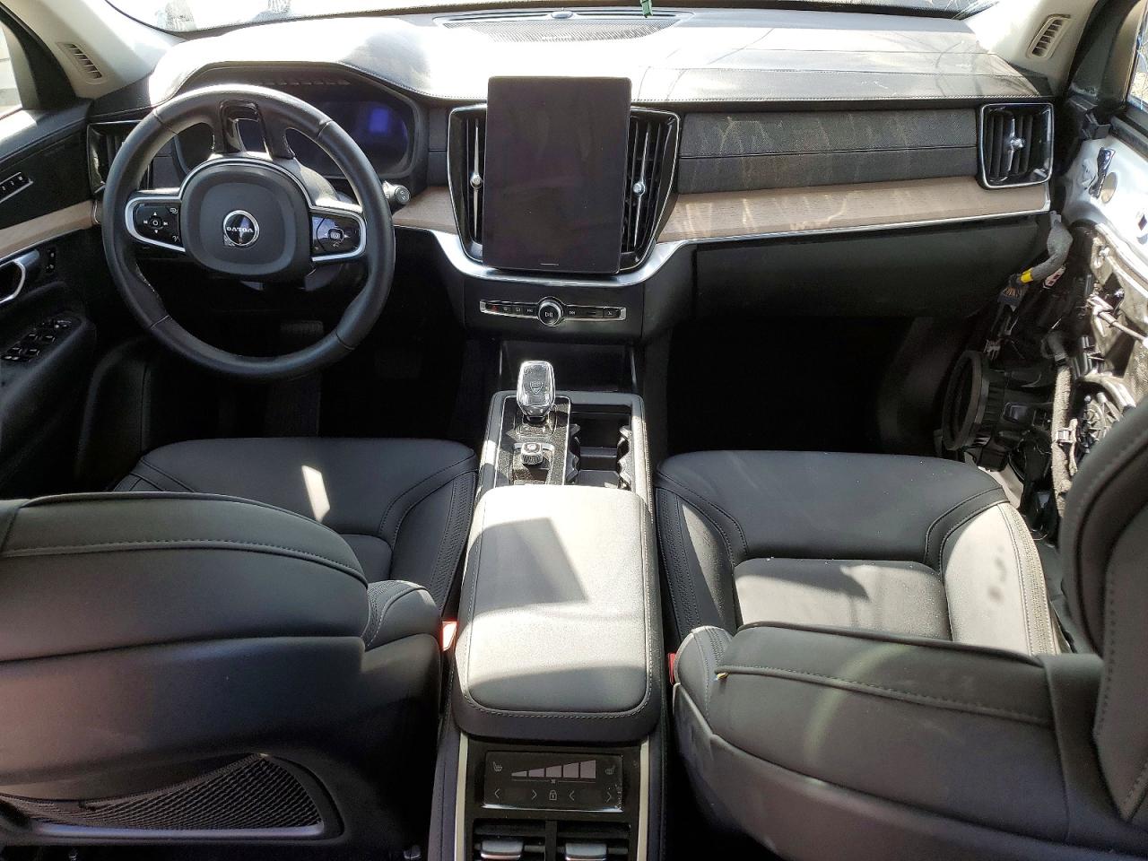 Volvo XC90 Plus