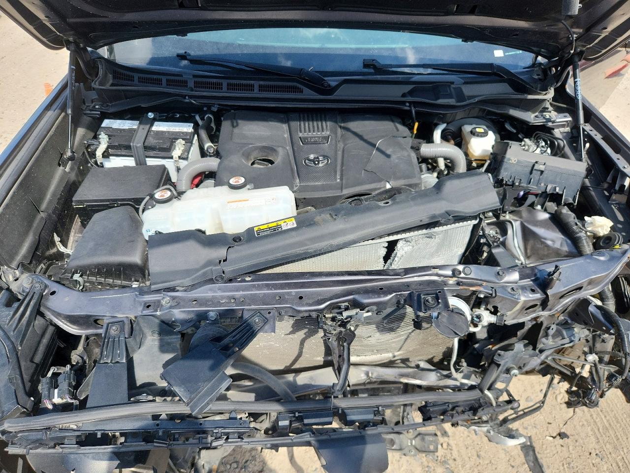 Toyota Tundra Double Cab Sr