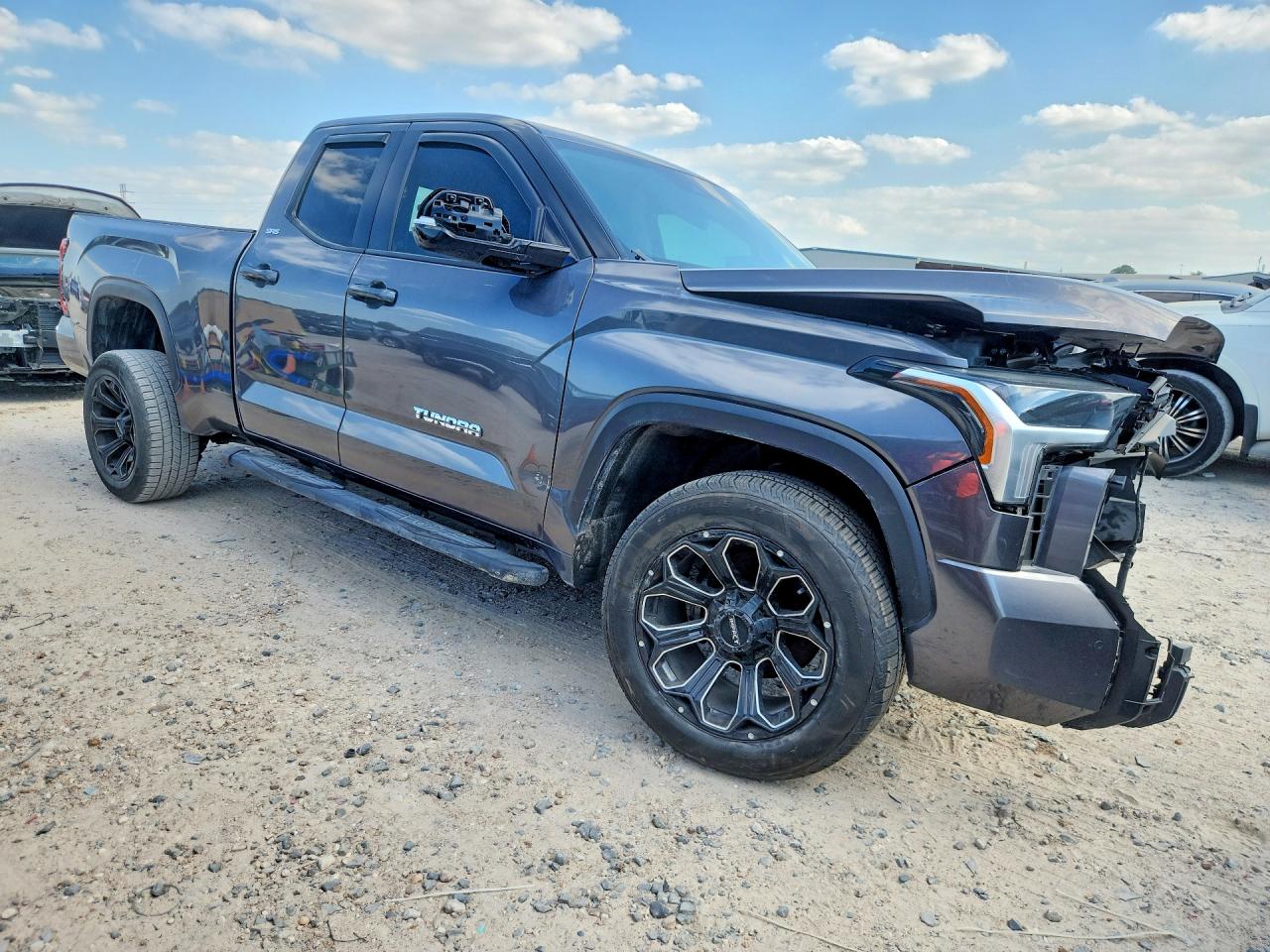 Toyota Tundra Double Cab Sr