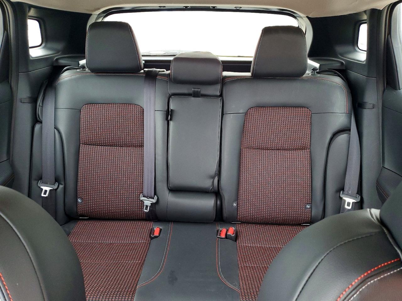 Nissan Kicks Sr