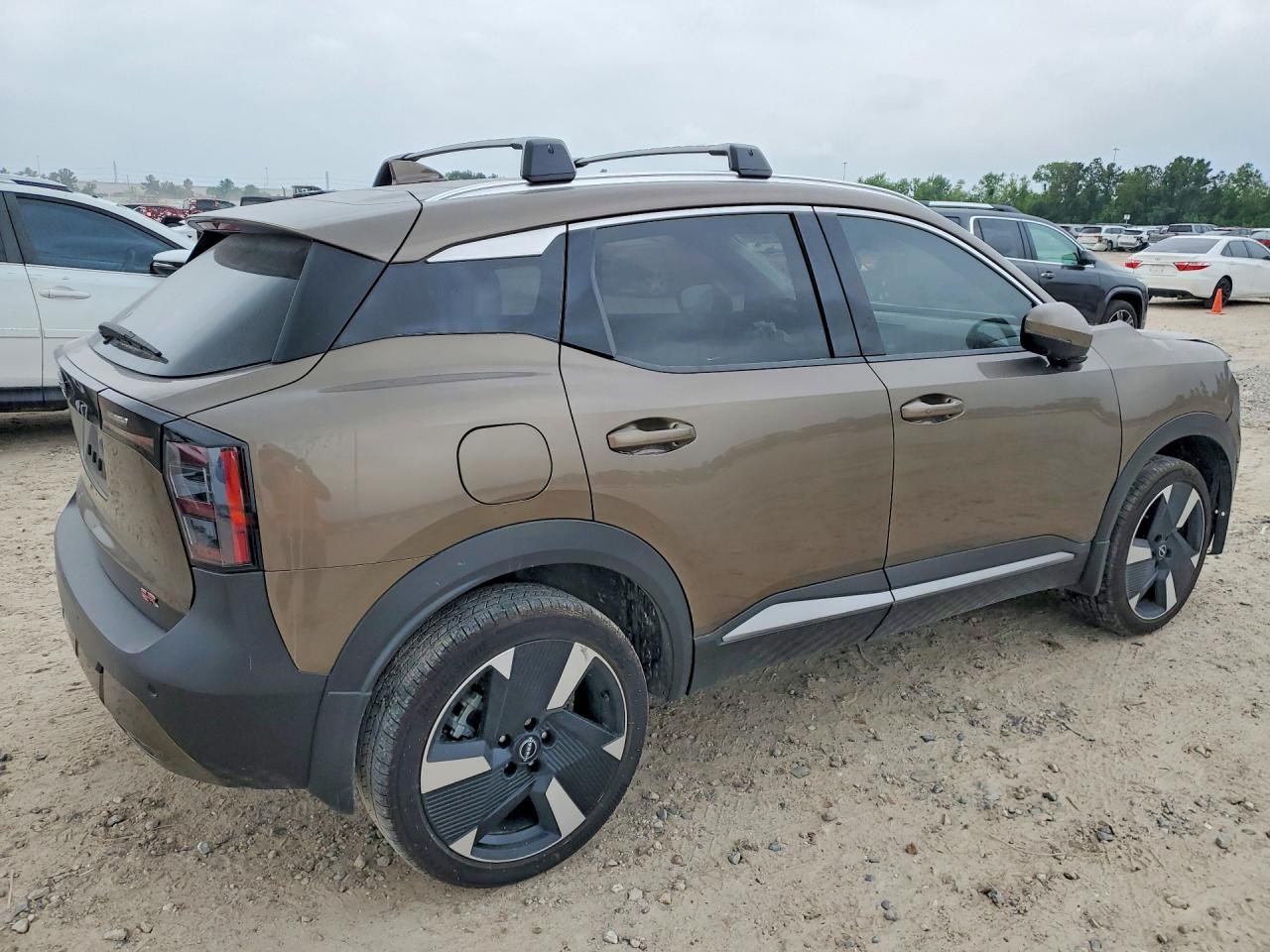 Nissan Kicks Sr