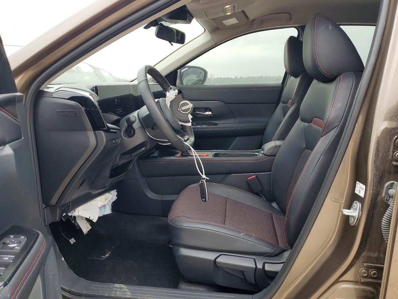 Nissan Kicks Sr