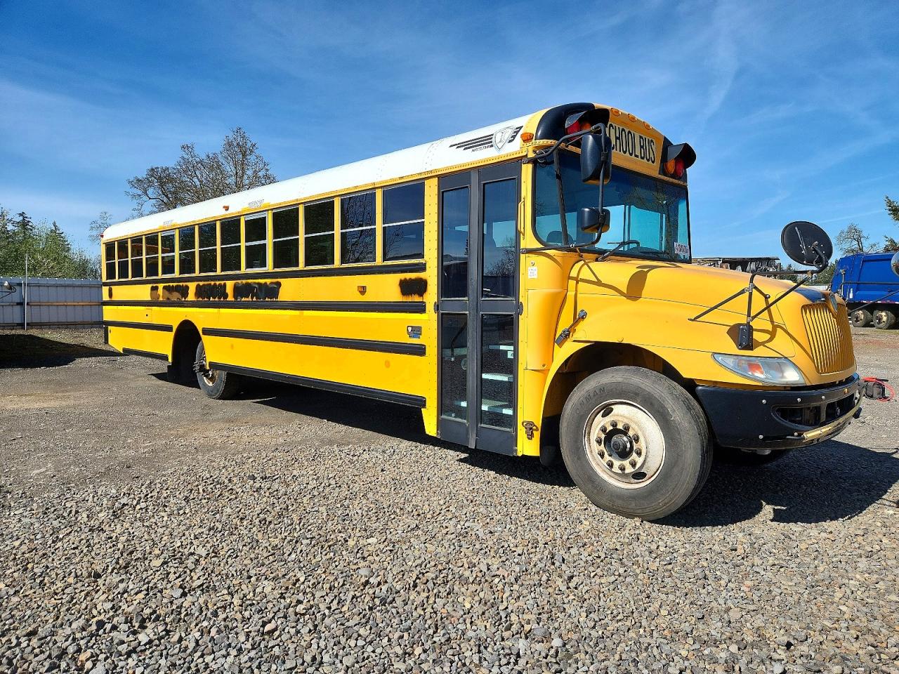 Salvage Ic Corporation School Bus Image