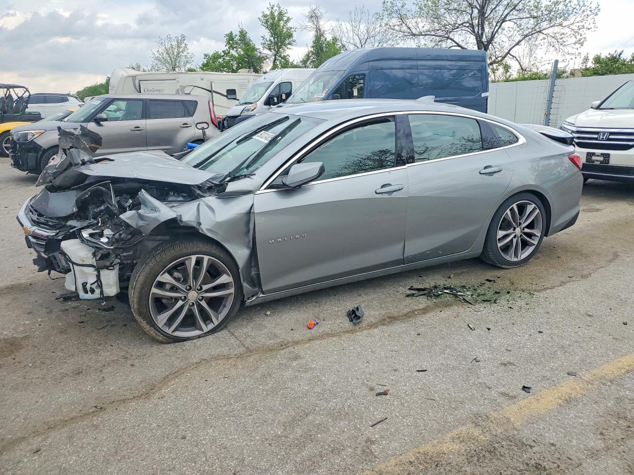 Salvage Chevrolet Malibu Image