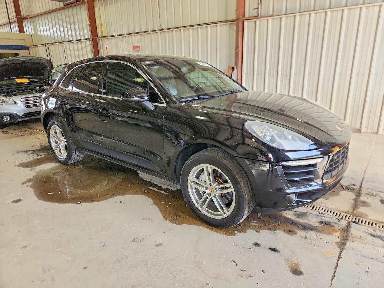 Porsche Macan S