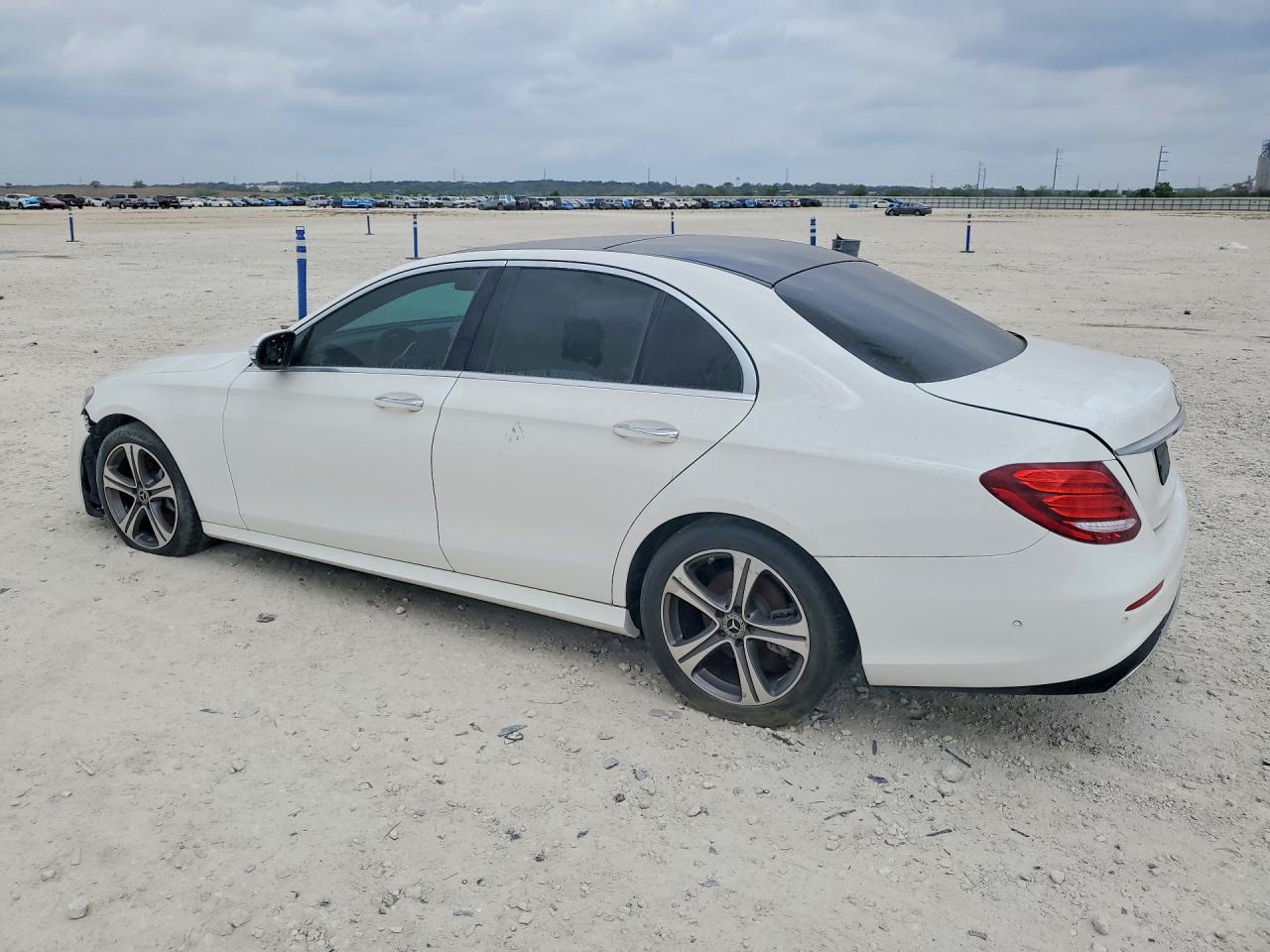 Mercedes-Benz E-Class 300