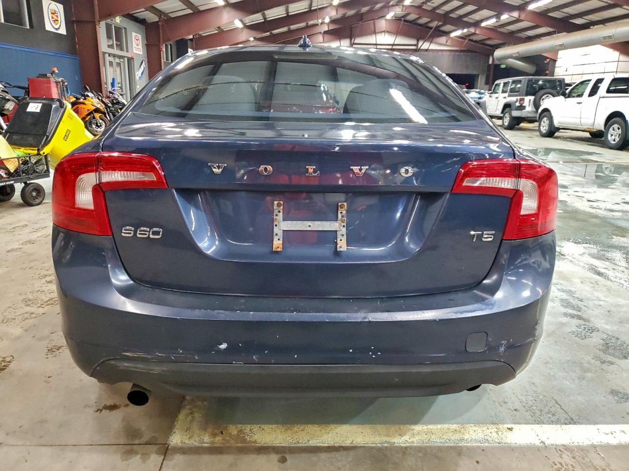 Volvo S60 T5