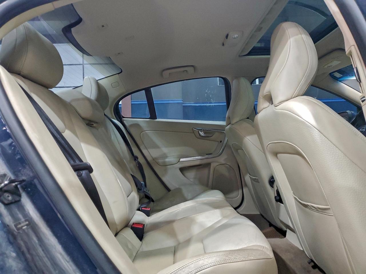Volvo S60 T5