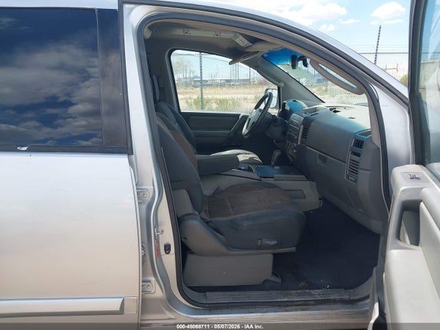Nissan Pathfinder Le