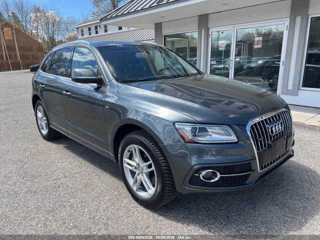 Salvage Audi Q5 Image