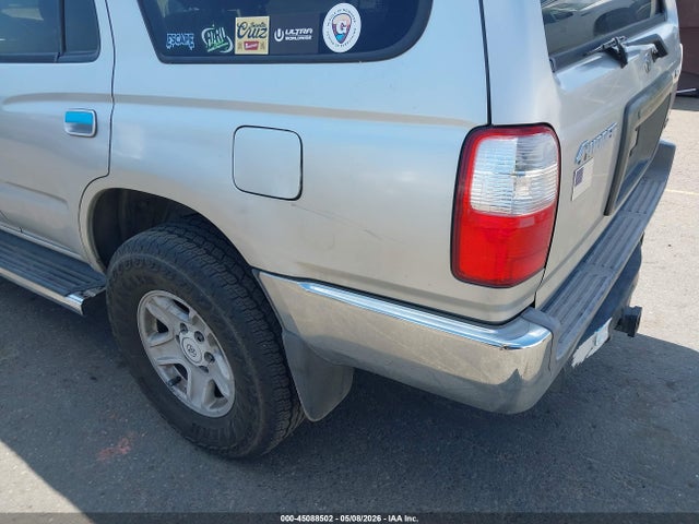 Toyota 4Runner Sr5 V6