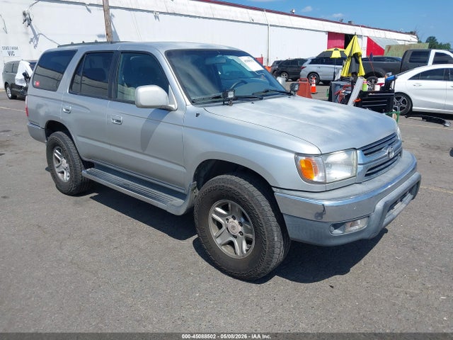 Salvage Toyota 4Runner Image
