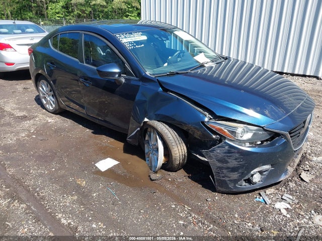 Salvage Mazda Mazda3 Image