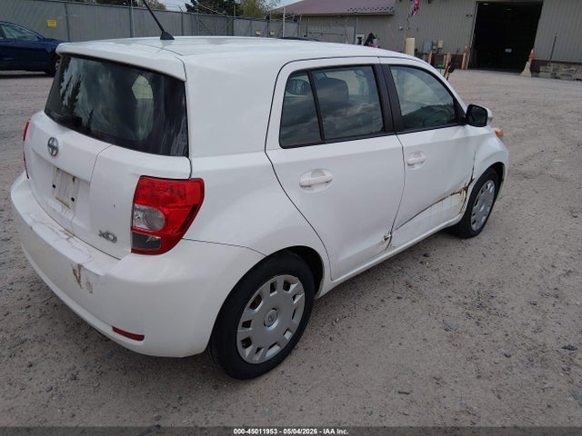 Scion xD