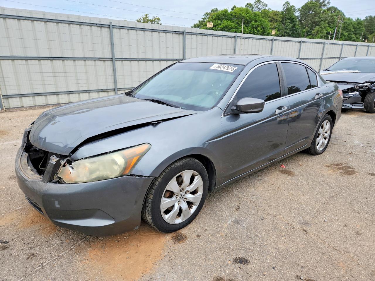Salvage Honda Accord Image