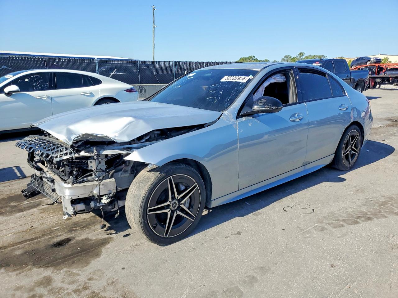 Salvage Mercedes-Benz C-Class Image