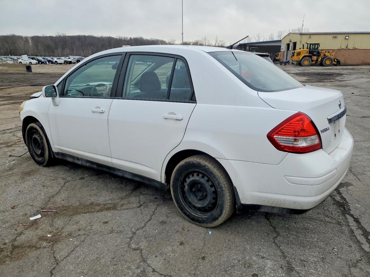 Nissan Versa 1.8 S