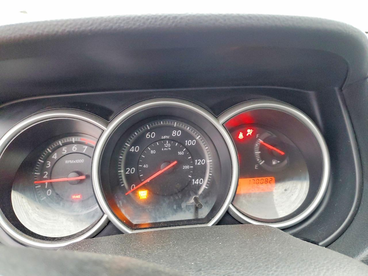 Nissan Versa 1.8 S