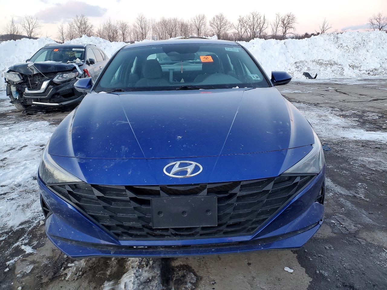 Hyundai ELANTRA Sel