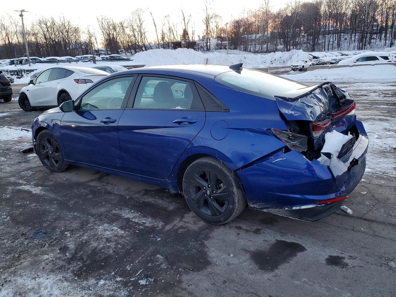 Hyundai ELANTRA Sel